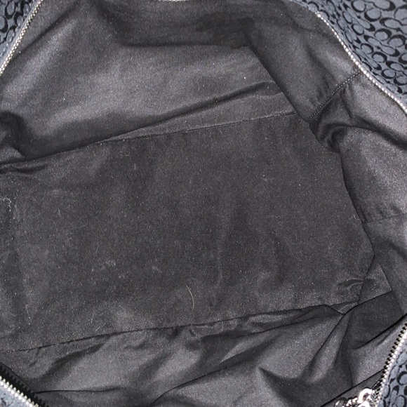 Coach - Picture 15 of 16